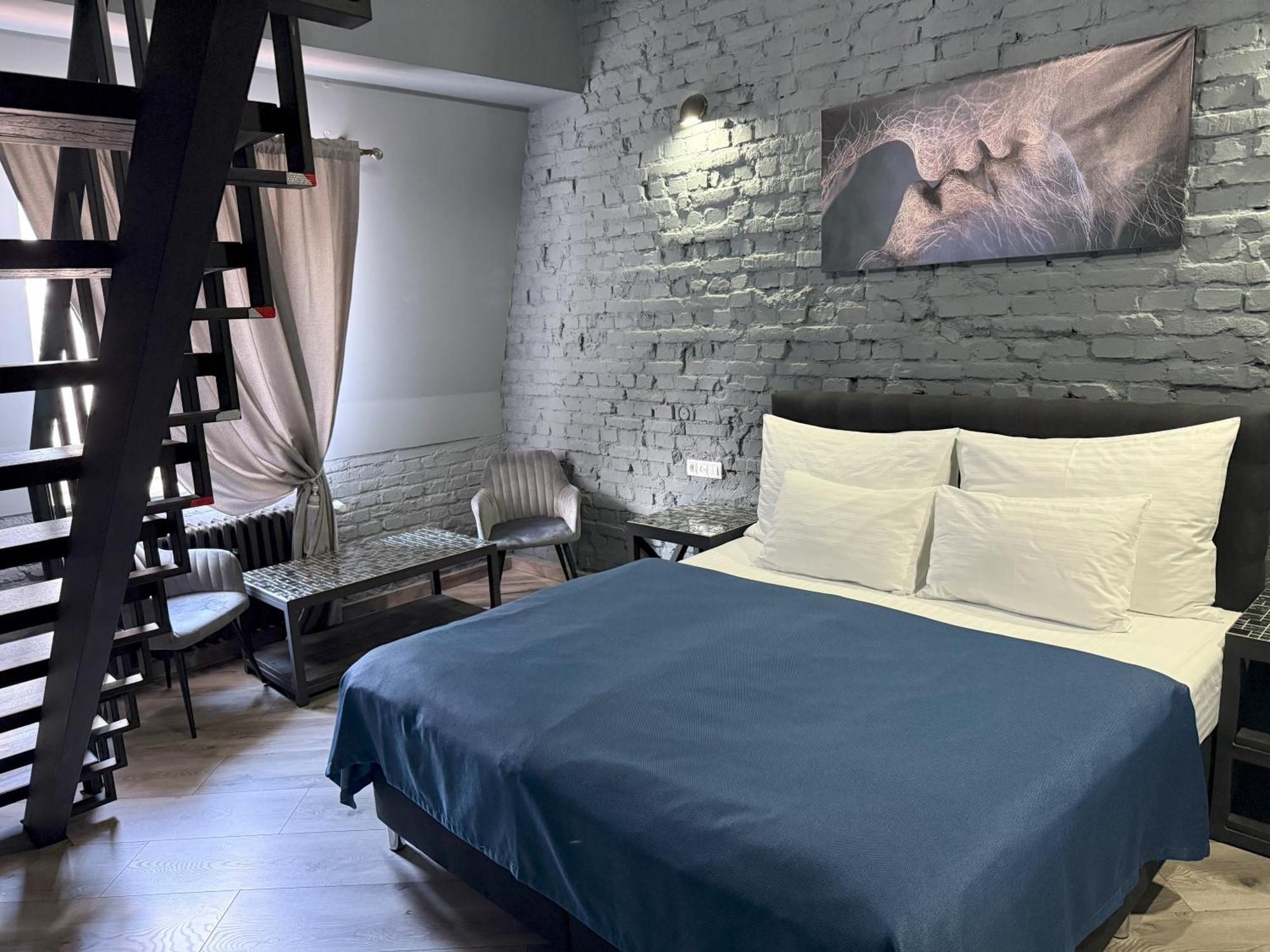 Residence Iron Cube Карлові Вари Екстер'єр фото
