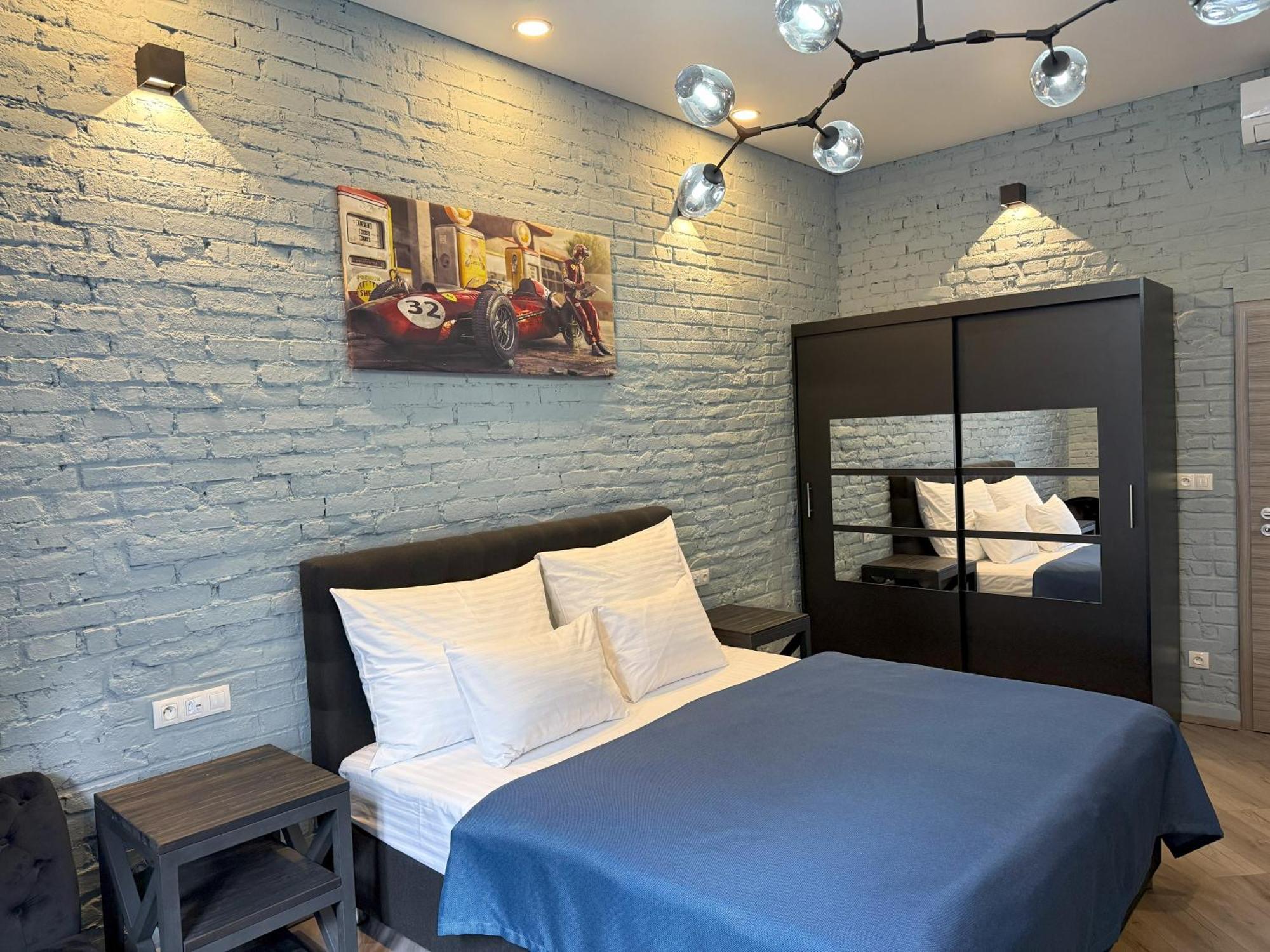 Residence Iron Cube Карлові Вари Екстер'єр фото