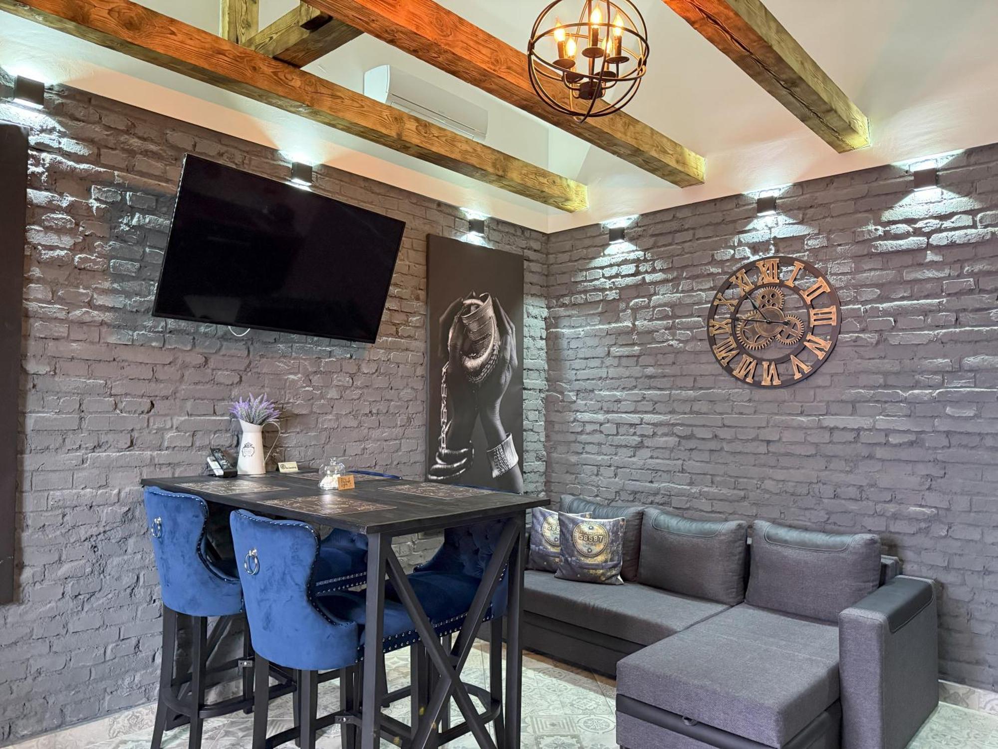 Residence Iron Cube Карлові Вари Екстер'єр фото
